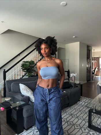 Full leaked Ashara wilson private photo