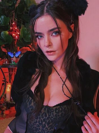 Ashe Maree