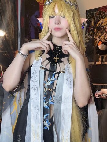 Full leaked Ashisbees page private photo