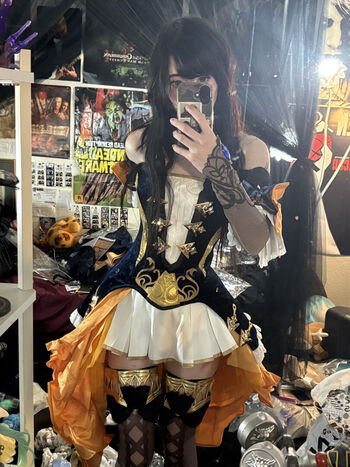 Full leaked Ashisbees page private photo