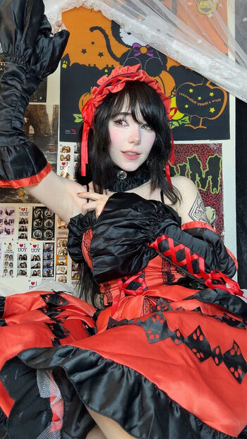 Full leaked Ashisbees page private photo
