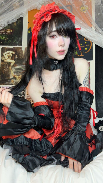 Full leaked Ashisbees page private photo