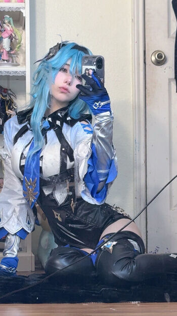 Full leaked Ashisbees page private photo