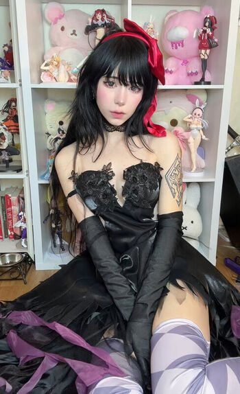Full leaked Ashisbees page private photo