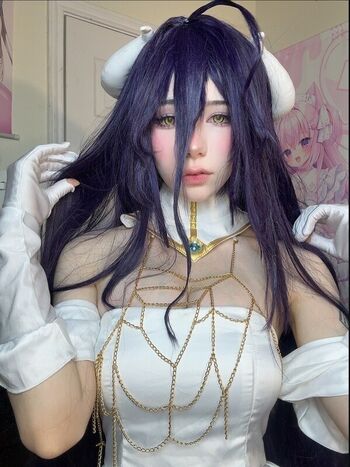 Full leaked Ashisbees page private photo