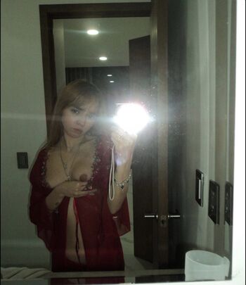 Full leaked Ashlee comm private photo