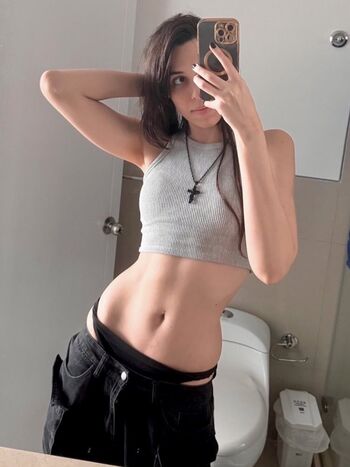 Full leaked Ashlee vr irl private photo
