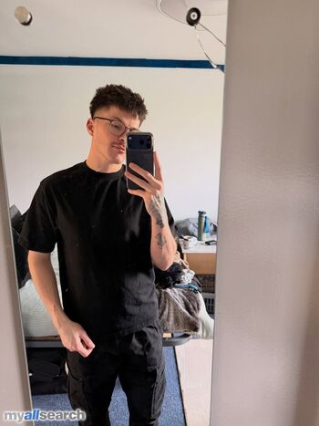 Full leaked Ashleecoggin private photo