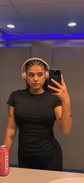 Full leaked Ashleigh herman private photo