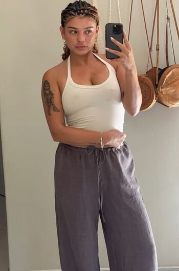 Full leaked Ashleigh herman private photo