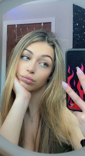 Full leaked Ashleighmarchetti private photo
