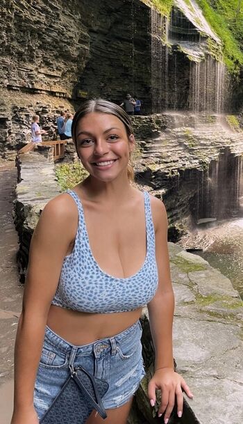 Full leaked Ashleighmarchetti private photo