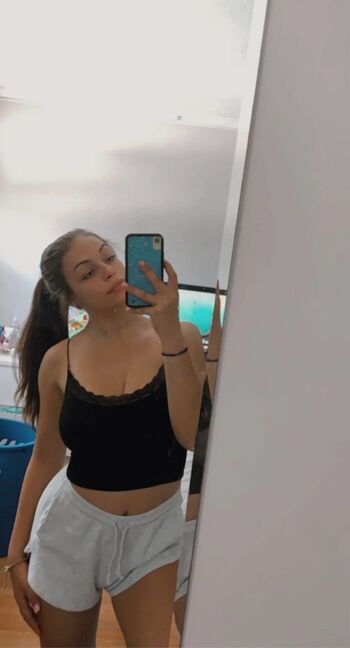 Full leaked Ashleighmarchetti private photo
