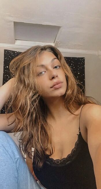 Full leaked Ashleighmarchetti private photo
