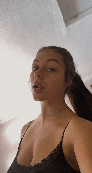 Full leaked Ashleighmarchetti private photo