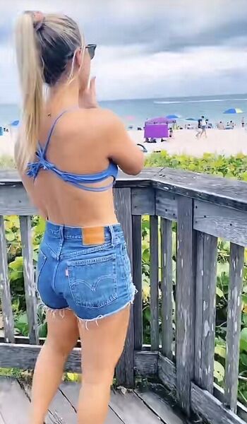 Full leaked Ashley cooke private photo