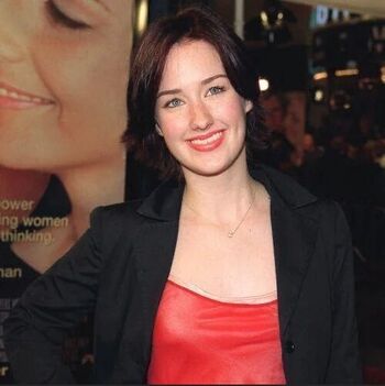 Full leaked Ashley johnson private photo
