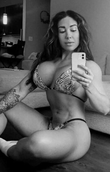 Full leaked Ashley lakomowski private photo