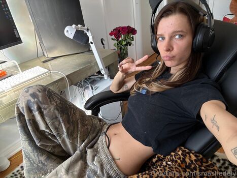 Full leaked Ashley matheson  page private photo