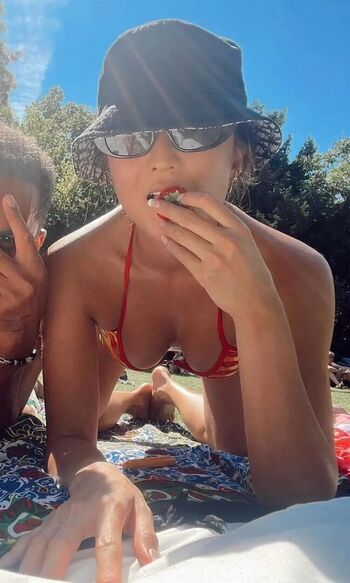Full leaked Ashley park private photo