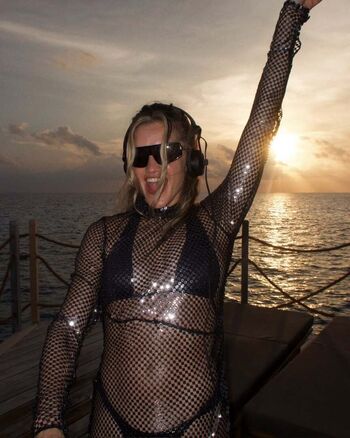 Full leaked Ashley roberts private photo