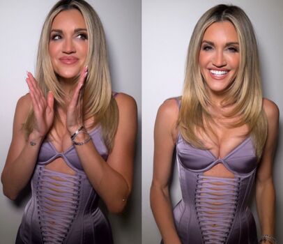 Full leaked Ashley roberts page private photo