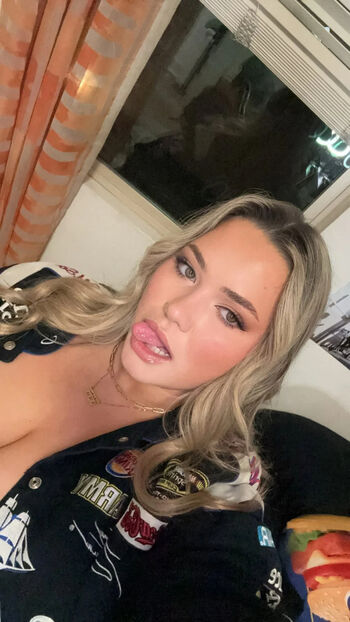 Full leaked Ashleygraham private photo