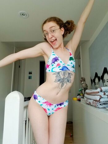 Full leaked Ashleyroboto private photo