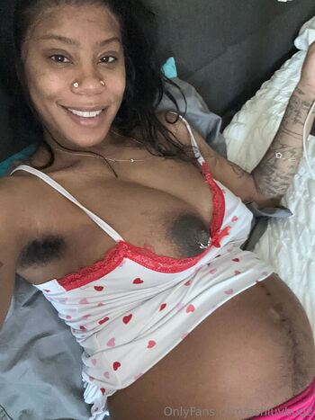Full leaked Ashluvbug private photo