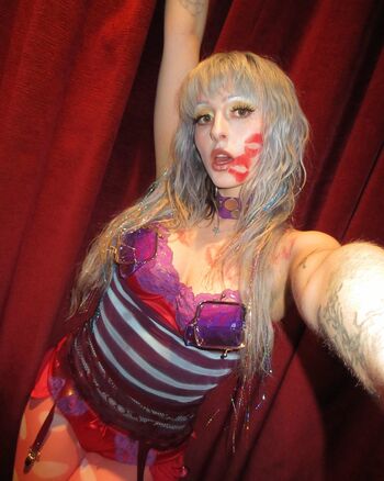 Full leaked Ashnikko page private photo