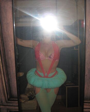 Full leaked Ashnikko private photo