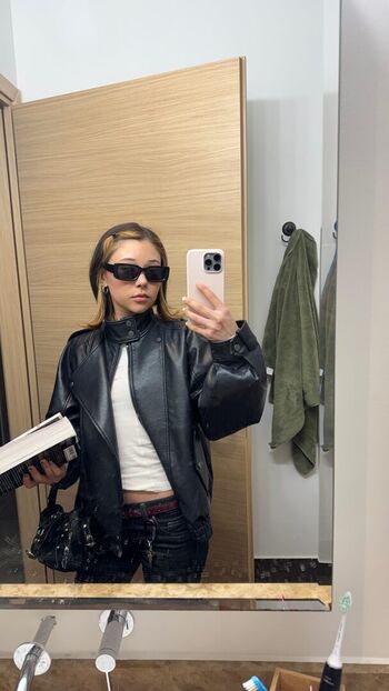 Full leaked Ashonsight bymiryo page private photo