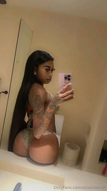 Full leaked Asian da brat page private photo
