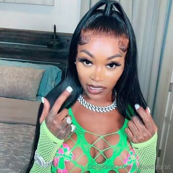 Full leaked Asian da brat page private photo