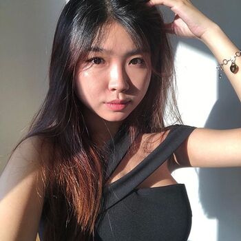Full leaked Asianbbcluvr private photo