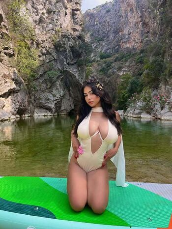 Full leaked Aslihel private photo