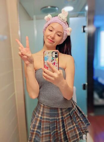 Full leaked Asmr glow private photo