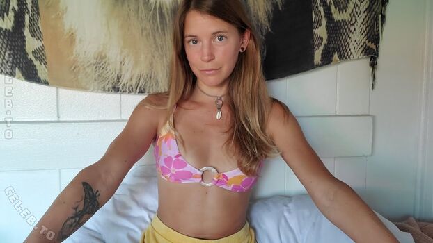 Full leaked Asmressense private photo