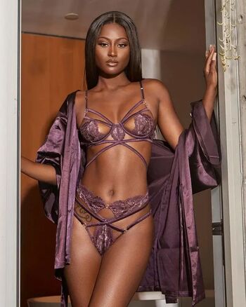 Full leaked Assi iman private photo