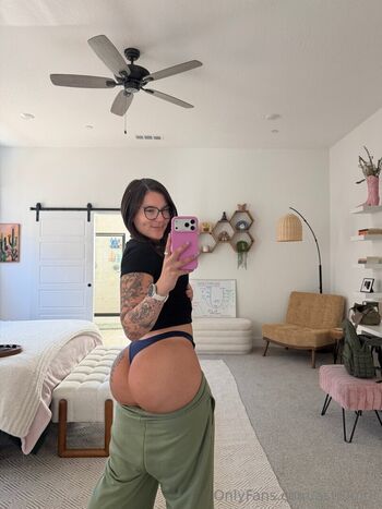 Full leaked Astrgirll private photo