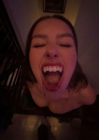 Full leaked Asunah private photo