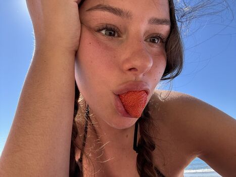 Full leaked Asunah private photo