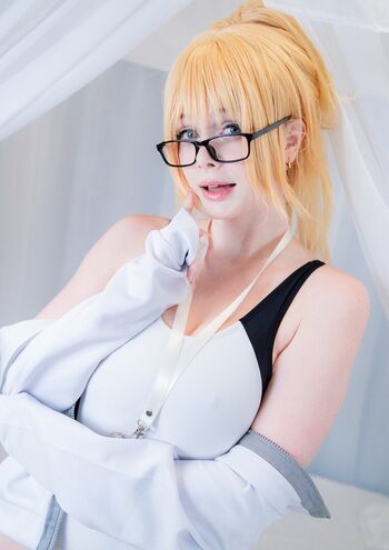 Full leaked Atelieroro page private photo