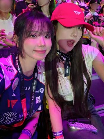 Full leaked Athena jiang page private photo
