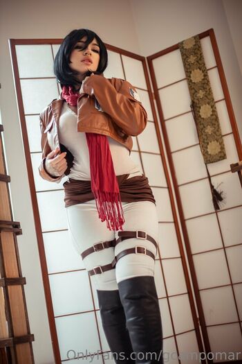 Full leaked Attack on titan private photo