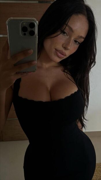 Full leaked Audrey avery page private photo