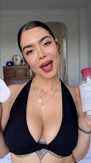 Full leaked Aulii cravalho private photo