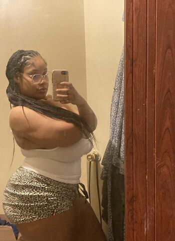 Full leaked Auntynajaa private photo