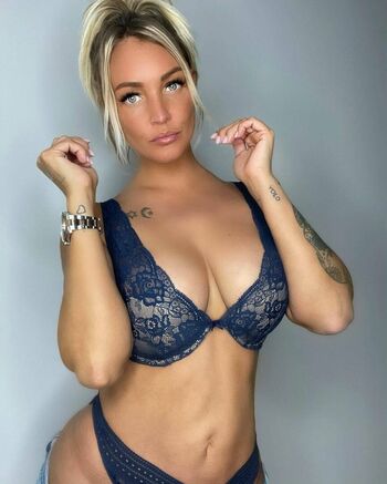 Full leaked Aurelie dotremont private photo