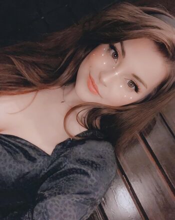 Full leaked Auroraiskira private photo